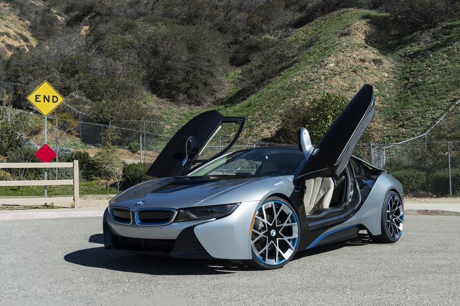  BMW i8 by Forgiato Wheels (INSETTO-ECL) 2016 года  (фото 3 из 7)
